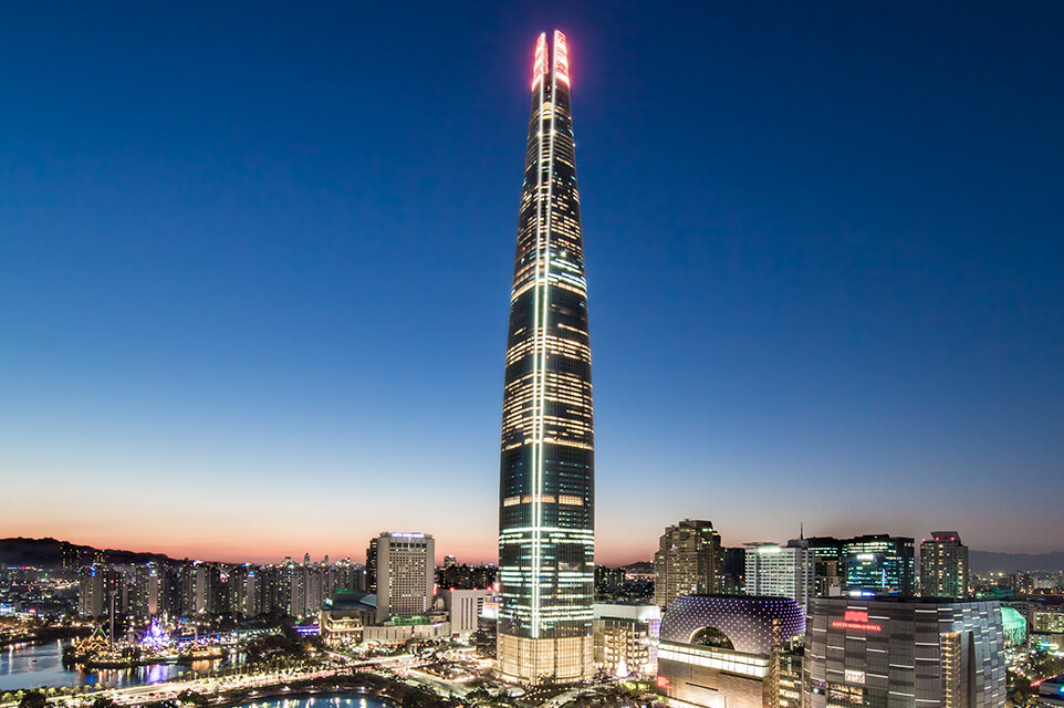 Skyscraper Day: Celebrating the Giants of the Skyline 🌆